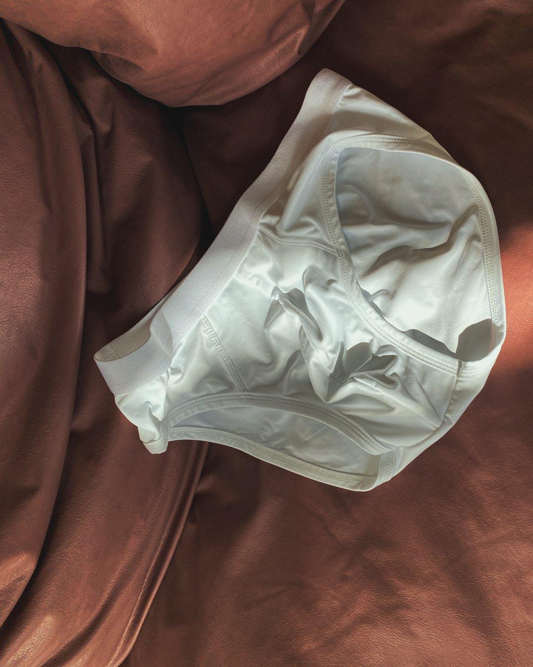 leo montes, leomontes, MUGRE ®— Under(we)Are